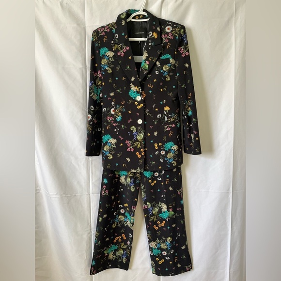 Kangsister Black Floral Pant Suit – Women’s Blazer & Pants Set, Botanical Print - Picture 2 of 16